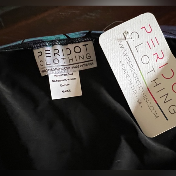 Mermaid top - Picture 4 of 4